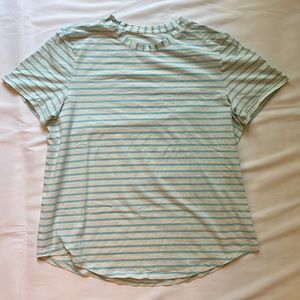 Lululemon Love V-Neck T-Shirt